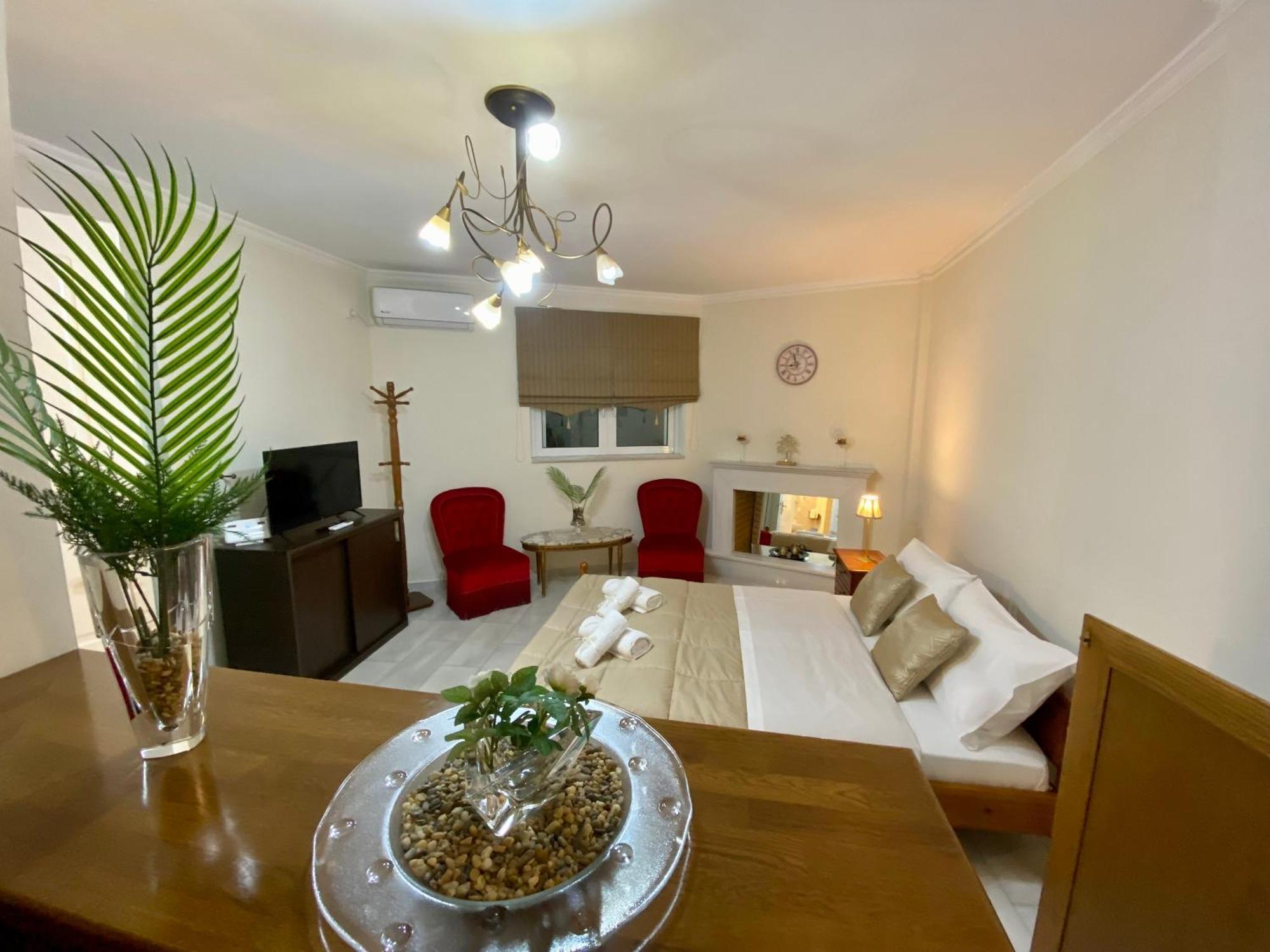 Nikos Apartment Spáta 외부 사진